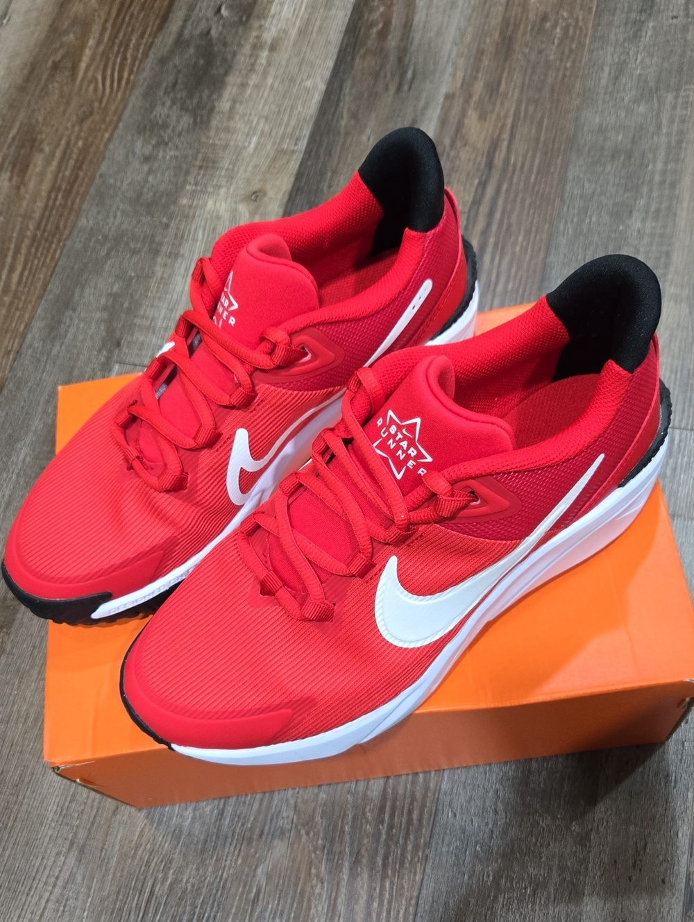 Nike Red and White Women's Star Runner Sneakers